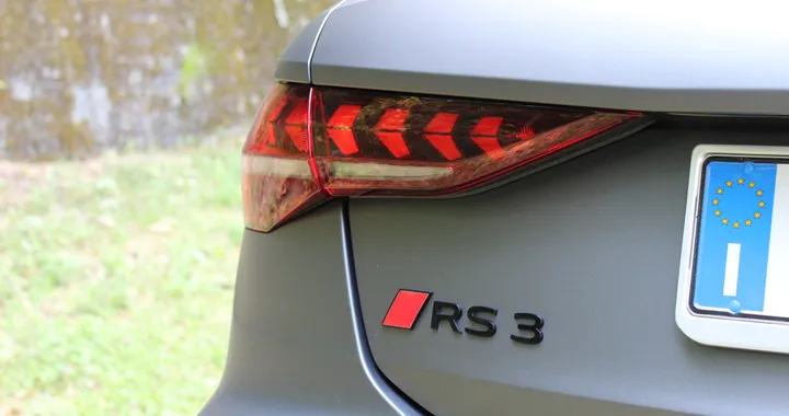 Audi RS3 GT spiata durante i test: l'ultima hot hatch con motore 5 cilindri | Video