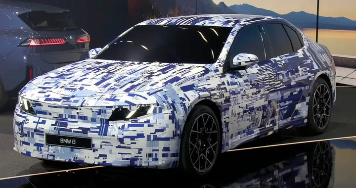 BMW Neue Klasse: la nuova i3 elettrica ha una data ufficiale