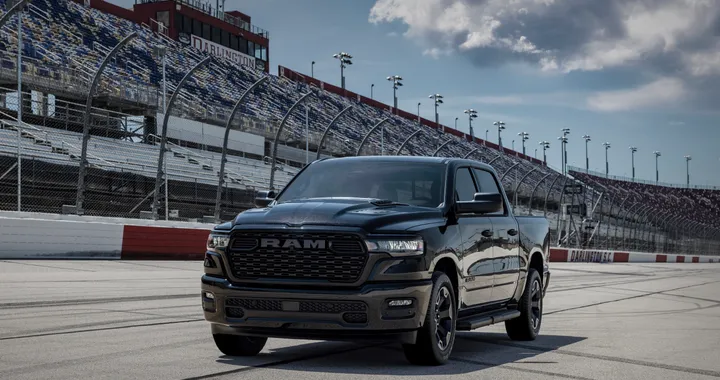 Ora è ufficiale: il V8 HEMI torna con il Ram 1500 MY2026