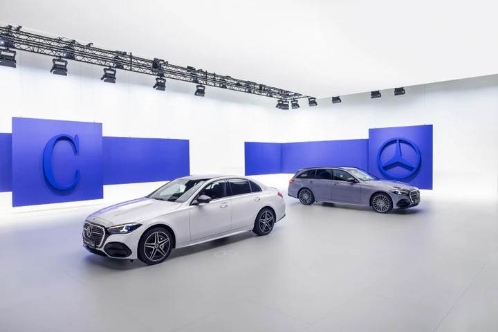 Nuova Mercedes-Benz Classe C, molto più che un restyling: resistono diesel e benzina