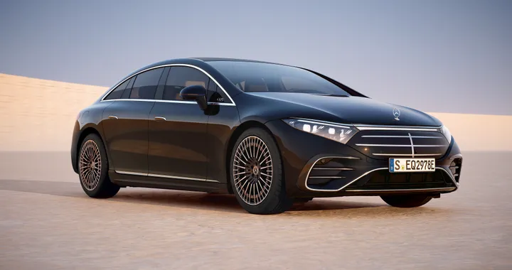 Mercedes EQS, ritocchi al design e più autonomia con il restyling