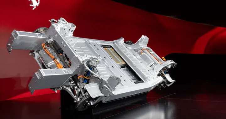 Ferrari Elettrica, svelati i primi segreti: 4 motori elettrici e oltre 1.000 CV