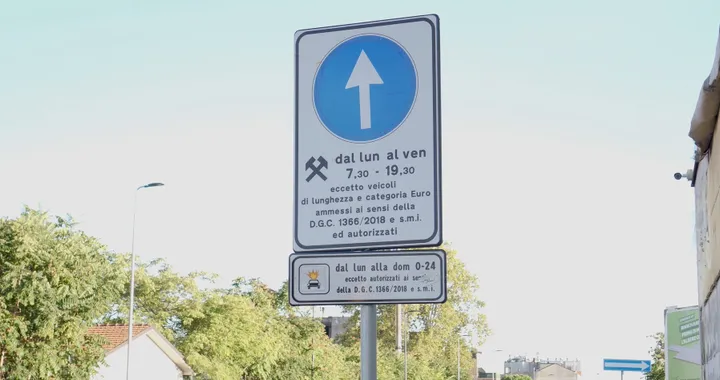 Milano Area B, per le vecchie moto il blocco slitta di un anno