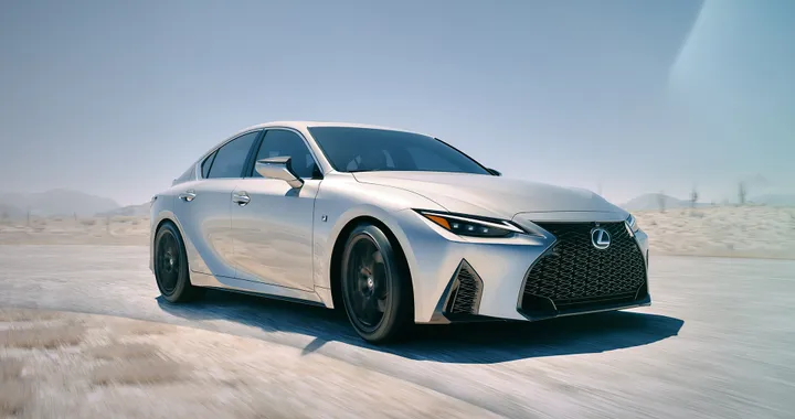 Nuova Lexus IS: ancora più grintosa