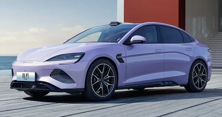 BYD Seal si rinnova. Nuova piattaforma e architettura a 800 V
