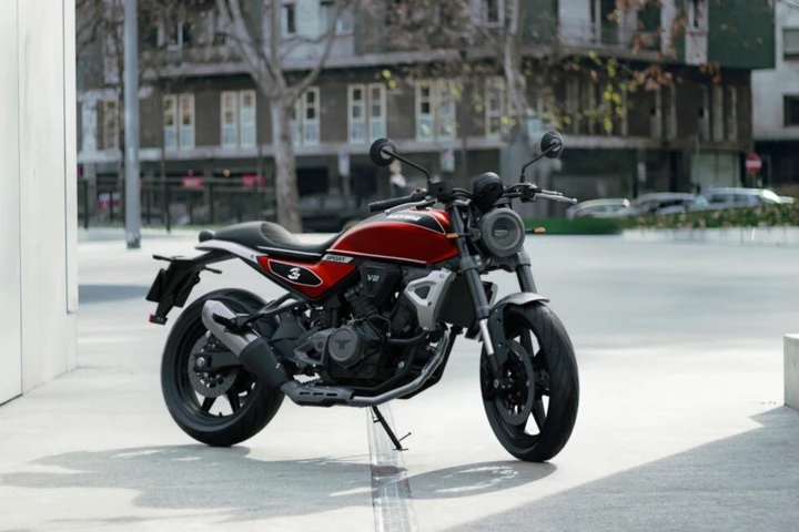 Moto Morini 3 ½, torna un'icona del passato: prezzo da 4.190 euro