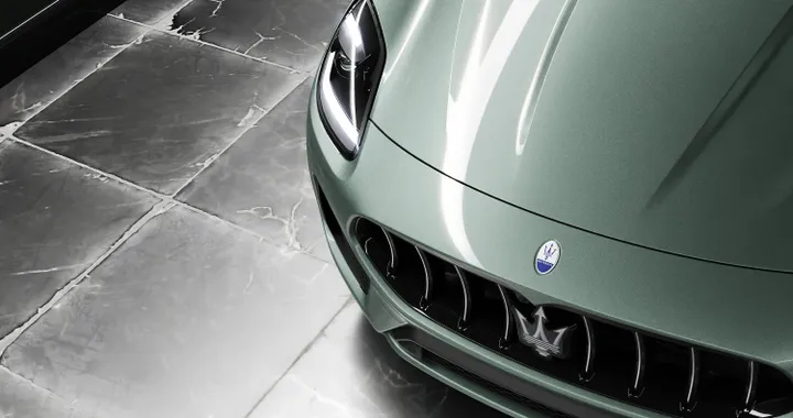 Maserati vende la fabbrica a Grugliasco con un annuncio immobiliare online