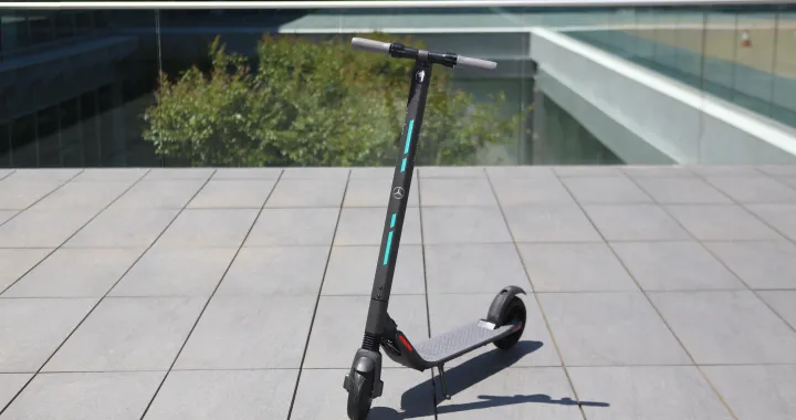 Mercedes-Benz Collection: bici e monopattini elettrici per la mobilità dolce