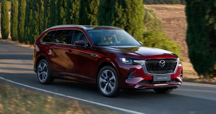 Mazda CX-80, partono gli ordini del nuovo SUV. Allestimenti e prezzi