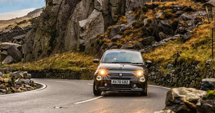 Abarth, l'auto si può provare con la realtà virtuale