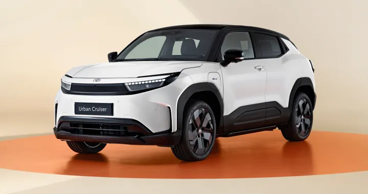 Toyota Urban Cruiser, debutta il nuovo SUV elettrico. C'è anche la trazione integrale