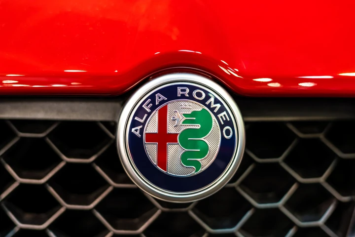 Alfa Romeo, cambio di rotta: le auto di grandi dimensioni non fanno per noi