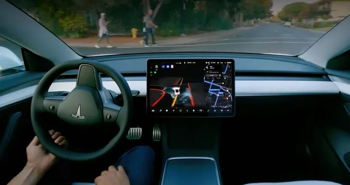 Tesla FSD v12.5: promesse e delusioni sul sistema a guida autonoma con HW3
