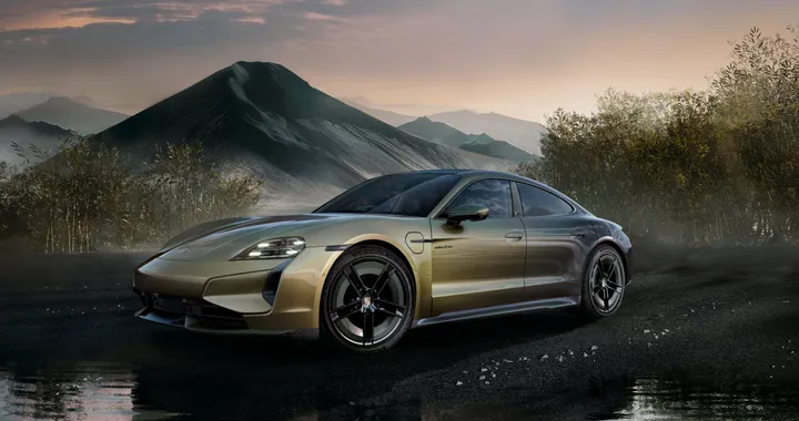 Porsche Taycan Turbo S Celestial Jade, un'esclusiva one-off della sportiva elettrica