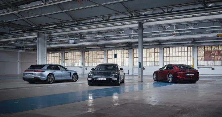 Porsche Panamera, arriva la nuova Turbo S E-Hybrid da 700 CV