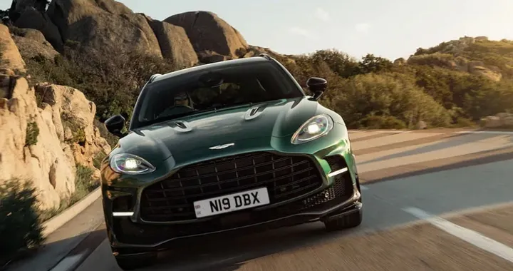 Aston Martin, il CEO Hallmark: una parte dei clienti odia le auto elettriche